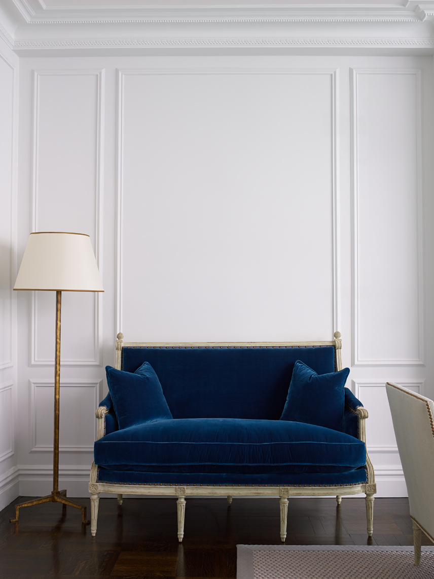 ARowley_KdH_570Park_LivingRoom40362r_APF
